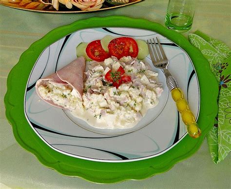 Auf den geschmack bin ich während meiner. Blumenkohlsalat mit Schmand | Rezept | Blumenkohlsalat ...