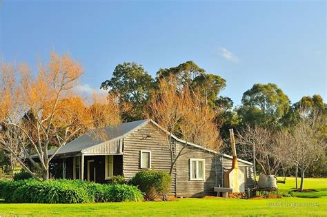 Pin By Jamie On Australian Homesteads Old Farm Houses Natural Homes