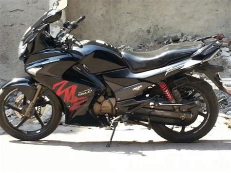 The bike was launched in september, 2009. 2011 Hero Honda Karizma ZMR - Moto.ZombDrive.COM