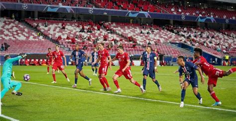 Et/noon pt on tuesday (april 13). LIVE: Bayern stevent af op CL-winst, PSG-spelers ...