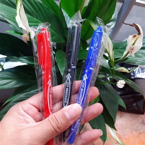 Hình xăm con bọ cạp là hình xăm đại diện cho tính cách có phần nóng tính, hai mặt nhưng sằng phẳng và rạch ròi. Cách Xăm Hình Bằng Bút Bi Không Trôi / Bevy Hai Ä'áº§u Vá ...