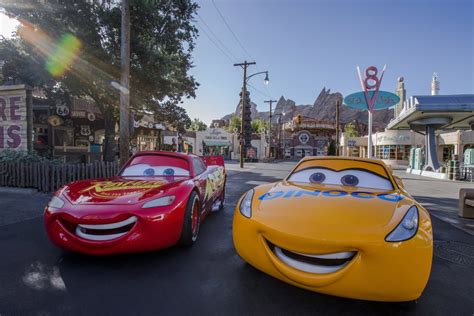 Conheça A área De Carros Do Disney California Adventure
