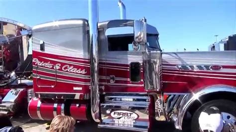 The renault trucks square opened for the first time! 2015 Mid America truck show - YouTube