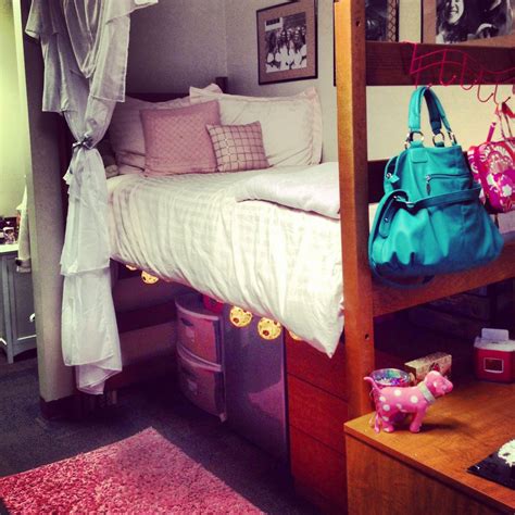 10 Ways To Decorate Your Dorm Room Her Campus
