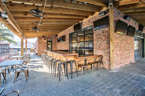 Coosh's Bayou Rouge Restaurant