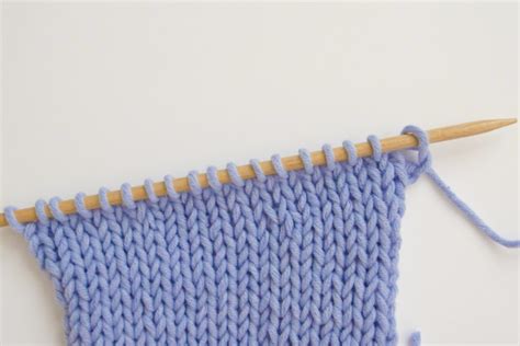 At times your pattern may require you to be knitting short rows. Wrap and Turn Short Rows on the Right Side - Knitwise Girl
