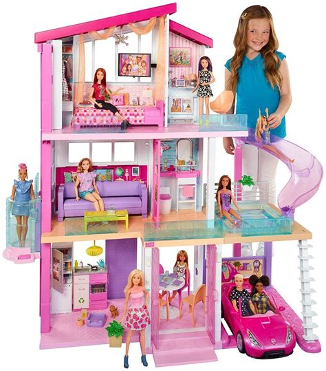 Esta gran casa de muñecas con tres pisos y muchos detalles que dan pie a imaginar muchos juegos. Casa De Los Sueños 2018 Barbie 360° Casita Muñecas ...