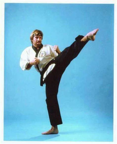 Pin By Danny Pendergast On Art Of The Martial Arts Chuck Norris