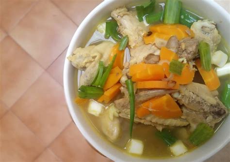 Dimasak perlahan hingga rasanya gurih bahan: Resep Sup Ayam Kampung oleh Dapur Kania - Cookpad