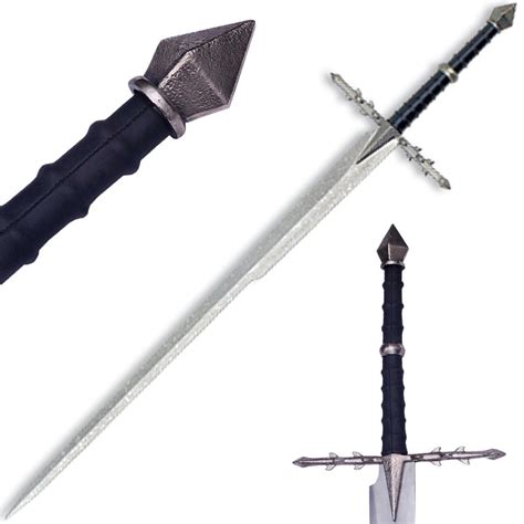 Mini swords, knives and daggers presented in wall plaques and mount them to make a great display in a medieval or fantasy collection, so stop in and check them out. Fantasy Nazgul Replica Sword With Wall Plaque