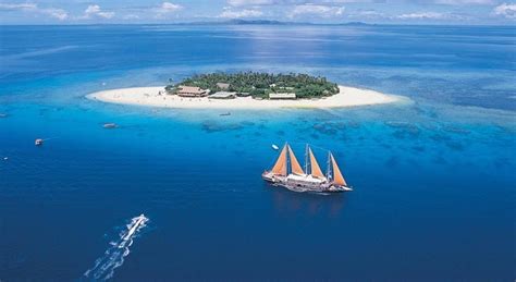 Fiji Islands Combo Cruise With Lunch At South Sea Island Seabeds Fiji