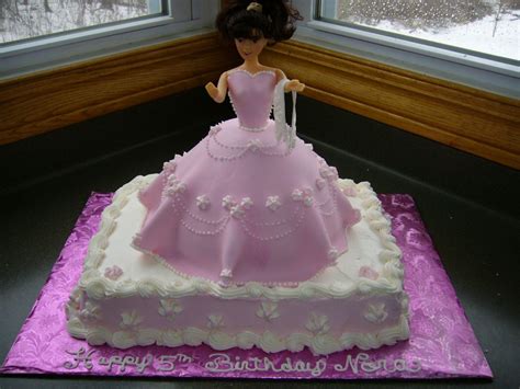 Barbie Cake - This barbie cake was for my niece's 5th ...