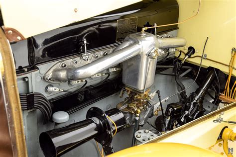 For 1928, the aa became the bb with a number of improvements to the engine and chassis. 1928 Stutz BB Black Hawk | Hyman Ltd.