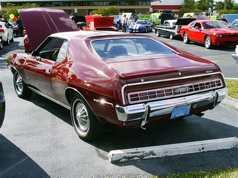 The amc javelin sst was the only american car that could break the sound barrier. File:1972 AMC Javelin SST burgundy FLrl.jpg