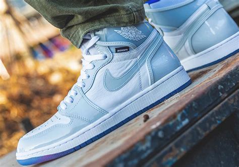 On unbox la nouvelle jordan 1 psg подробнее. Official Look at the Air Jordan 1 High Zoom "Racer Blue"