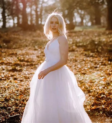 How West Londoners Can Win A Stunning £3000 Sustainable Wedding Dress