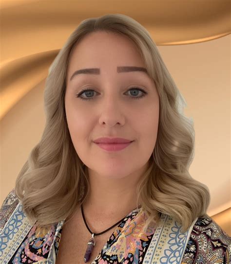 Titia 'Live Your Best Life Now' – Medium