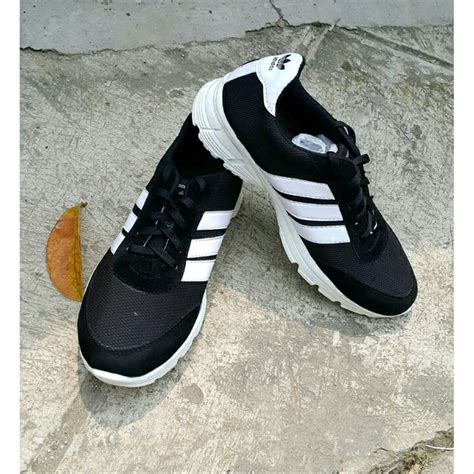 Salah satu jenis atau aktivitas yang tidak bisa dipisahkan dari kehidupan manusia adalah. Jual sepatu olahraga pria wanita sneaker adidas di lapak ...