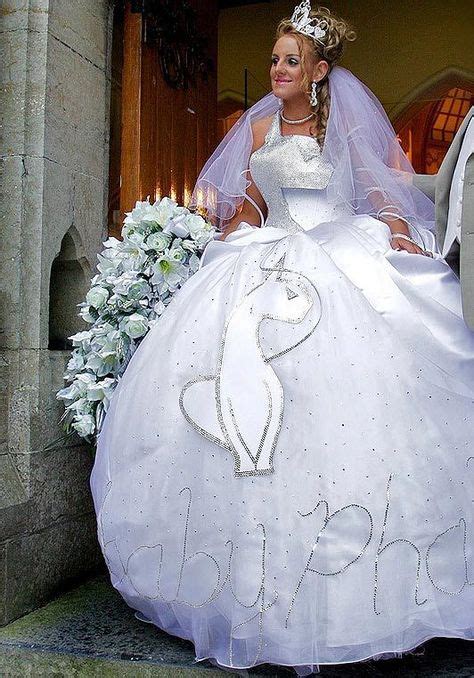 Brides That Are Impossible To Unsee With Images Horrible Wedding