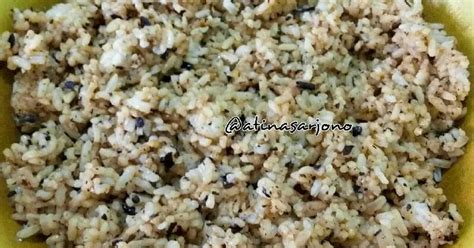 Bumbu sederhana, seperti bawang merah dan bawang putih, membuat rasa orientalnya semakin menonjol. Resep Nasi Goreng Bumbu Gosong oleh Atina Hasanah Sarjono ...
