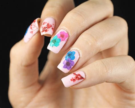 Copycat Claws Real Dried Flower Nail Art