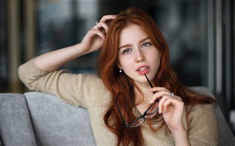 1920x1200 Glasses Look Redhead Girl Coolwallpapersme