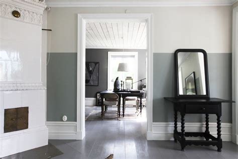 See more ideas about room colors, home, home decor. Color Block Living Room - Two Tone Decor | Living room ...