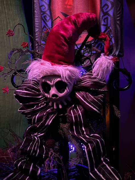 Santa Jack Skellington And Sally Arrive At Mickeys Very Merry