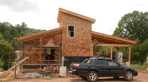 Local Carpenter Builds First Straw Bale House