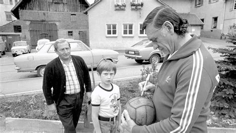 Był polskim piłkarzem, reprezentantem kraju, ale przede wszystkim uznanym trenerem i. Kazimierz Górski był również wybitnym piłkarzem | PS ...