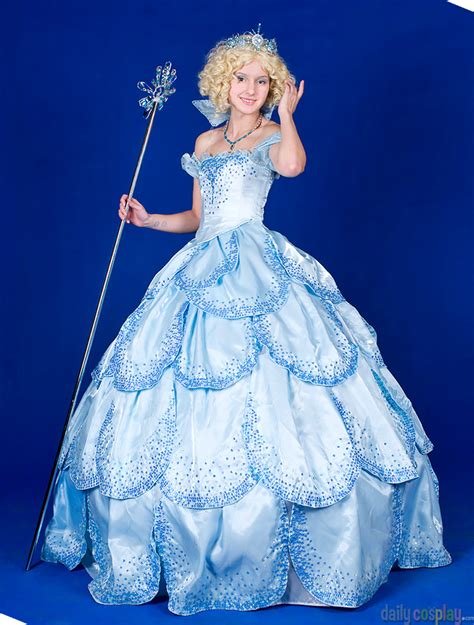 Glinda The Good From Wicked Daily Cosplay Com
