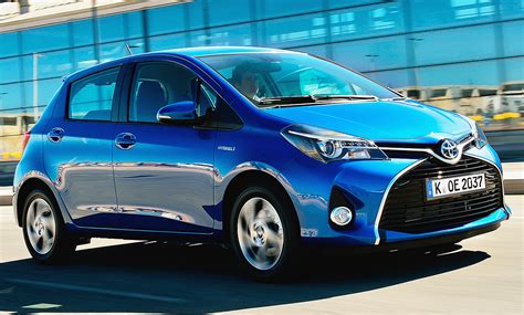 Aggregieren Mehr Als Ber Jahreswagen Toyota Yaris Hybrid Beste