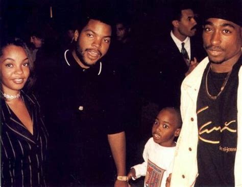 Tupac Shakur And Ice Cube 90s Hip Hop Hip Hop Rap Aaliyah Ropa Hip