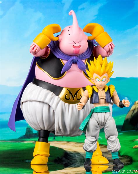 Golen (息子golen) is stronger than goku and is also goku's grandson. Super Saiyan Gotenks - S.H. Figuarts Dragonball Z Gallery - The Toyark - News