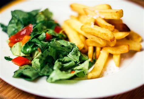 Make these yummy and crispy french fries recipe in marathi at home shown by ajinkya nikam only on ifn marathi. Recipe: How to make healthy French fries - Rediff.com Get ...