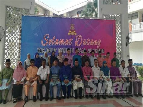 Pejabat daerah dan tanah pendang kenyataan tawaran notis kerja undi (online) fasa 2 bagi daerah pendang tahun 2021. Jalan antara kemudahan utama perlu tambah baik di Kuala Langat