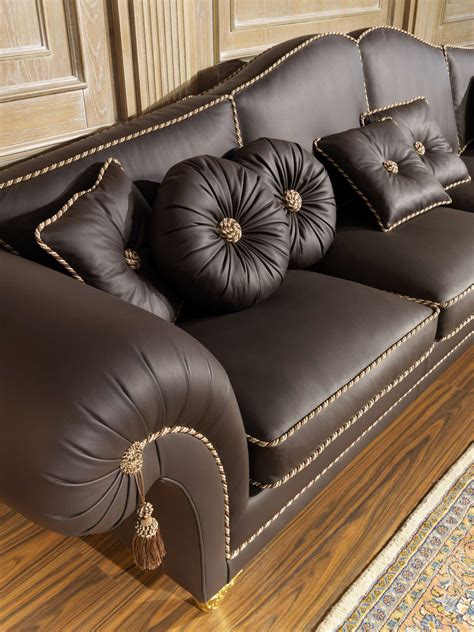 Divaniesofa divani in pelle / divani poltrone e sofa modelli e prezzi. Divano di lusso in pelle Majestic | Vimercati Meda