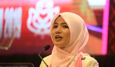 Dapatkan berita terkini mengenai zahida+zarik+khan dan cari tajuk utama berita terkini mengenai zahida+zarik+khan dari astro awani. Berapa peratus sahaja dari rakyat boleh keluar akaun 1 ...