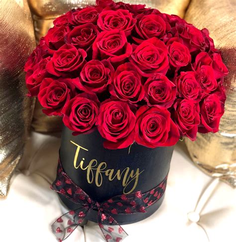 These unique valentine's day gifts will ensure you give something special to your significant other this valentine's day. Valentine Flower Boxes | Product categories | Array of Gifts