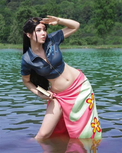 pin by migs amper on daily takeaways on pinterest one piece cosplay cosplay woman robin cosplay