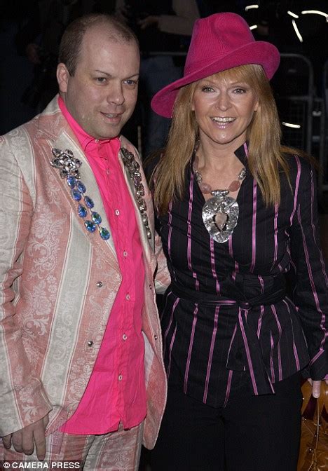 Toyah ann willcox (born 18 may 1958) is an english musician, actress, and tv presenter. Toyah Willcox: I've had a facelift... now I want a tummy ...