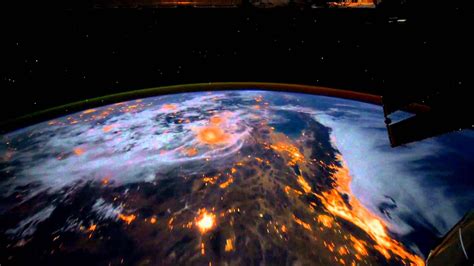 Dreamscene Animated Wallpaper Earth View From The Iss Youtube