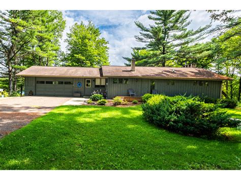 431 Woodland Dr, Black River Falls, WI, 54615 | MLS: 1808811 | Edina Realty