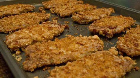 The best ways to bake thin pork chops. Pork Rind Pork Chops | Recipe | Cooking boneless pork chops, Low carb pork, Pork rind recipes