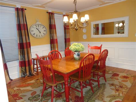 We did not find results for: Lovely Yellow House: Painted Farm table