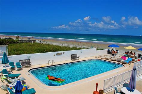 Whether you're traveling with friends, family, or even pets. SIERRA SUITES - Prices & Hotel Reviews (Daytona Beach, FL ...