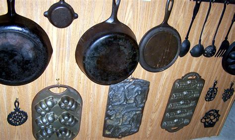Zishta cast iron appachatti is made using the traditional sand moulds from the local river sand, known for it's speciality of fine sand as it is in a high flow region of the river. Restful Trails Food Forest Garden: Cast Iron and other ...