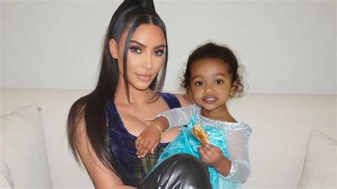 Kim Kardashians Daughter Chicago Sings For Famous Mum In Rare Video On