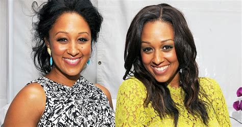 nickalive sister sister reboot has everything in place according to tia mowry
