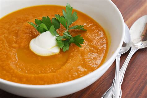 Easy Carrot Soup Recipe TheVegLife